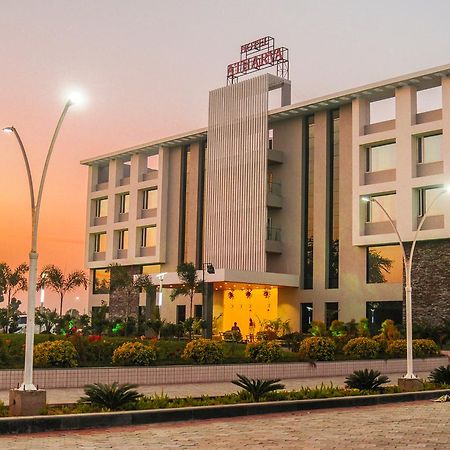 Hotel Atharva 乌贾因 外观 照片